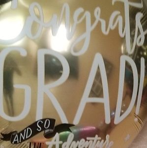 Meet your Posher, Yanet